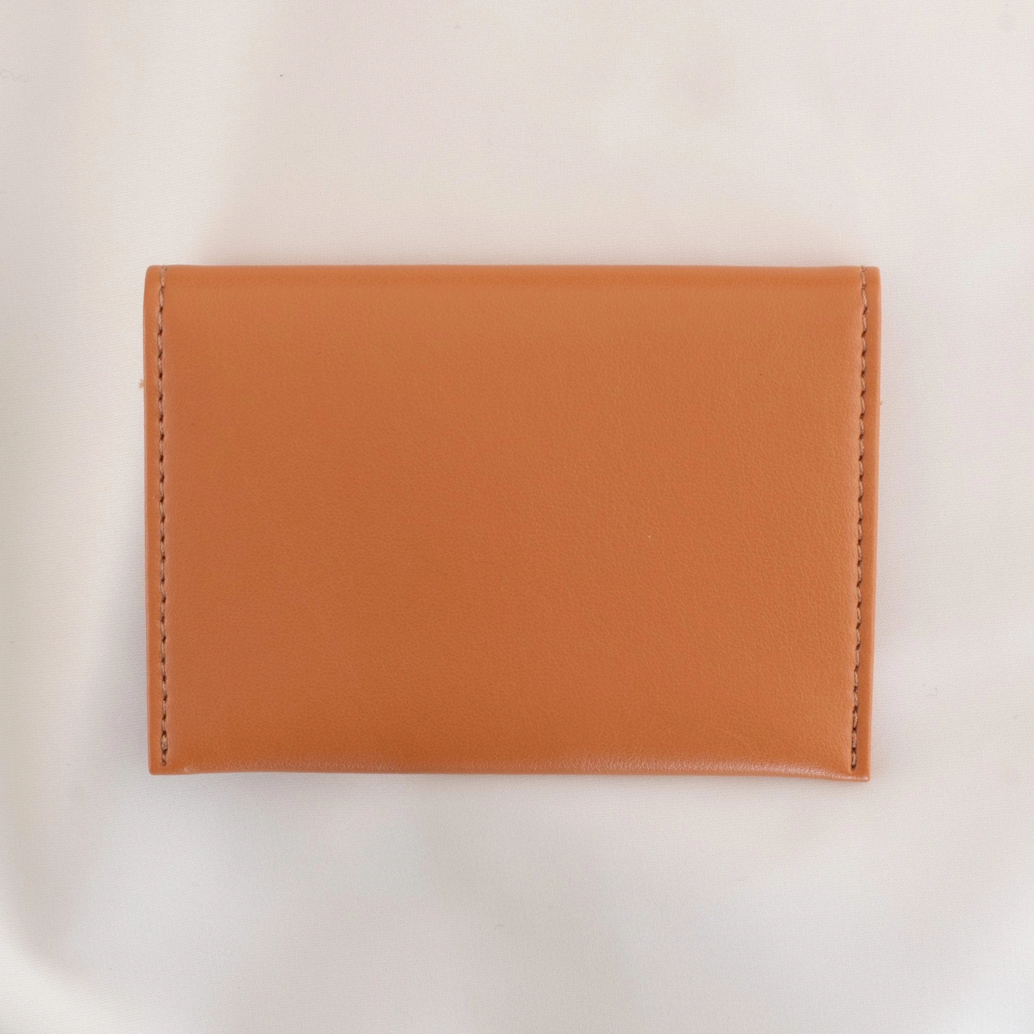 Bouton Golden Vegan Apple Leather Card Holder | Camel