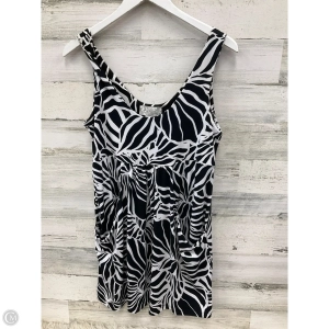 Dress Casual Short By Clothes Mentor In Black & White, Size: L