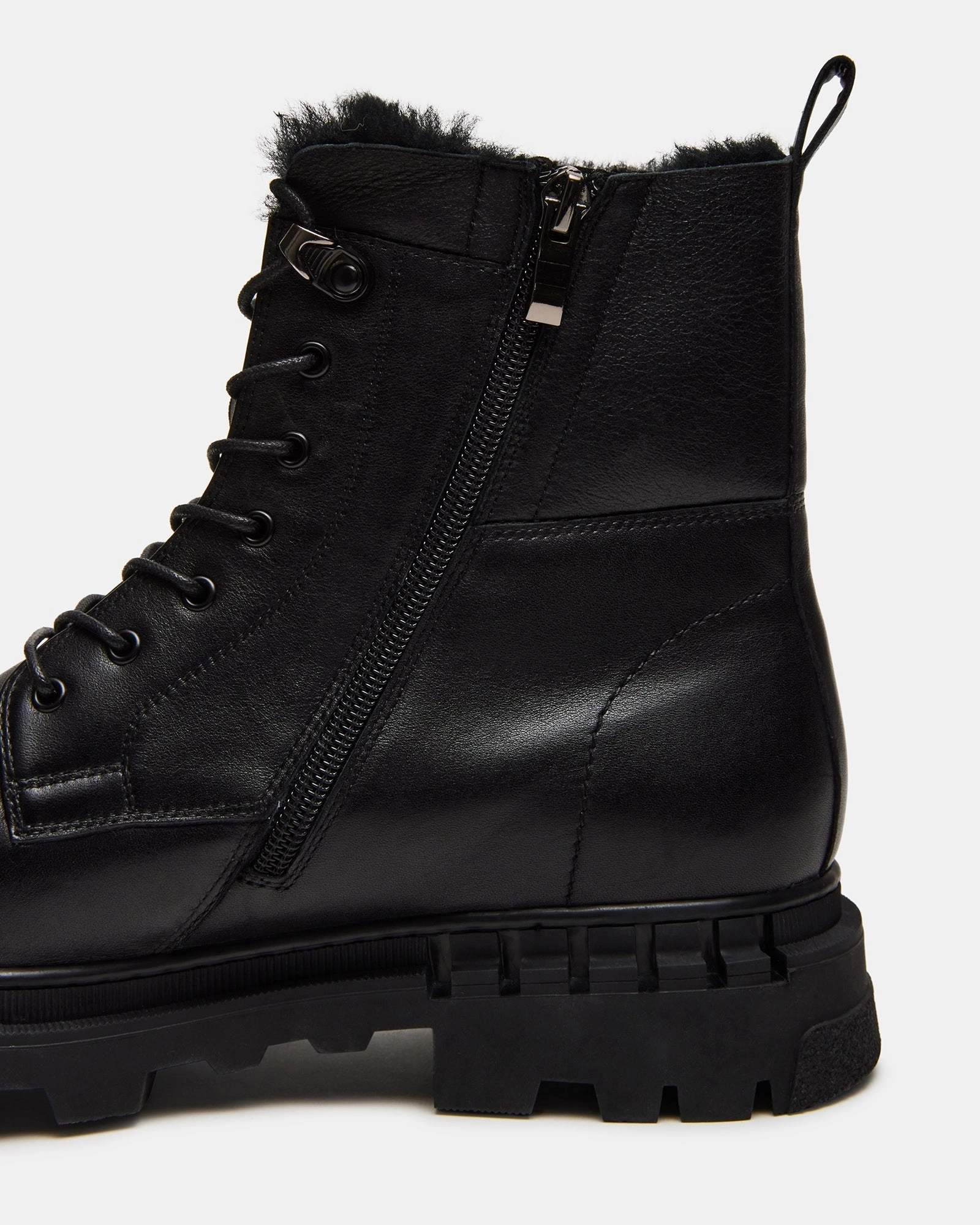 EISEN BLACK LEATHER - SM REBOOTED