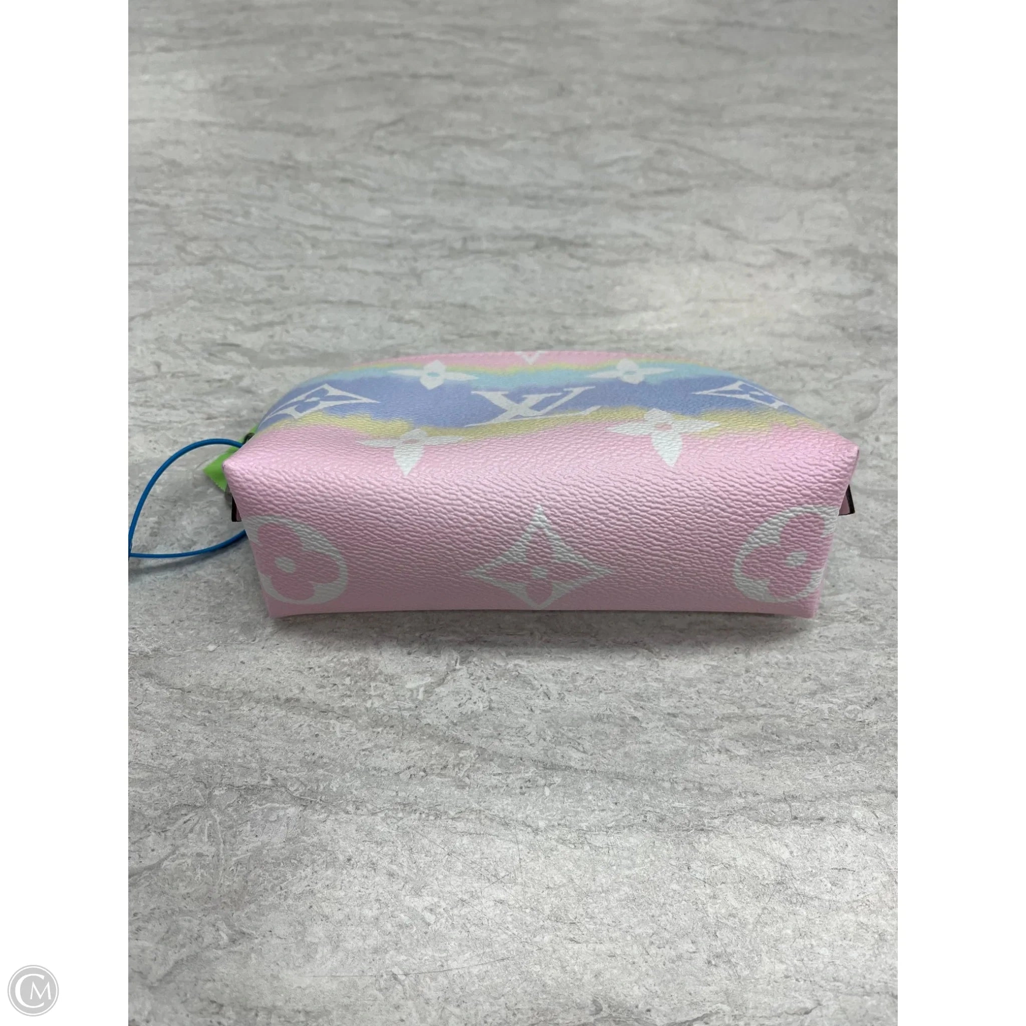 Makeup Bag Luxury Designer By Louis Vuitton, Size: Small