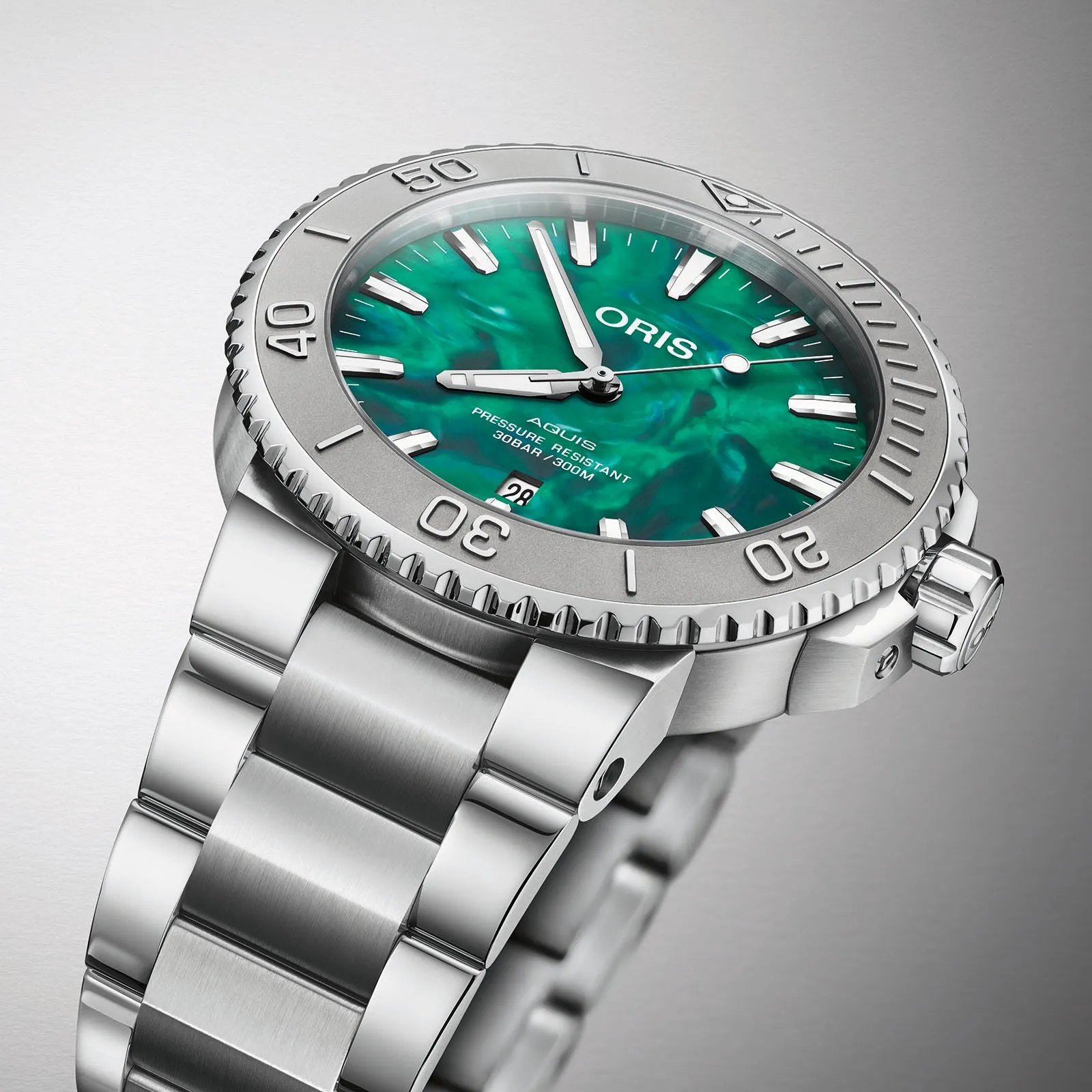 Oris X Bracenet Aquis (43.5mm)