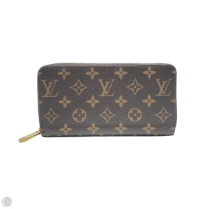 Wallet Luxury Designer By Louis Vuitton, Size: Medium